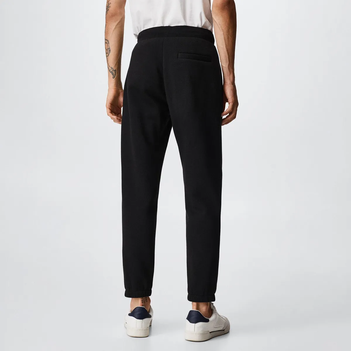 MANGO - Pantalón para Hombre Jogger MANGO