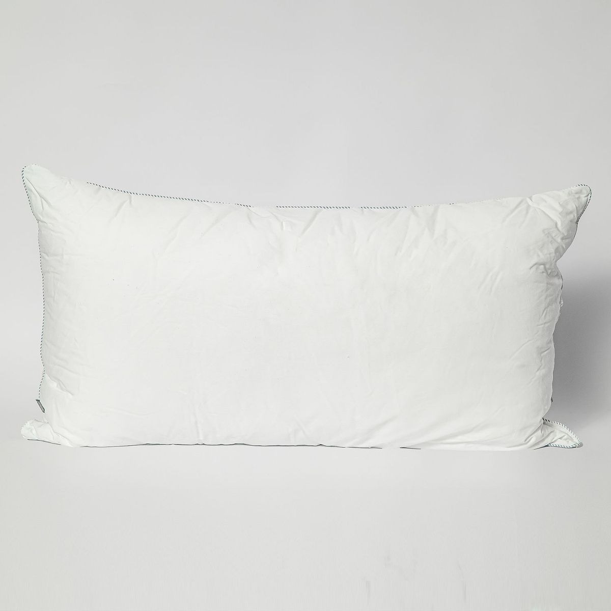 BASEMENT - Almohada de Microfibra, Firmeza Media 50 X 90 cm Basement Home  