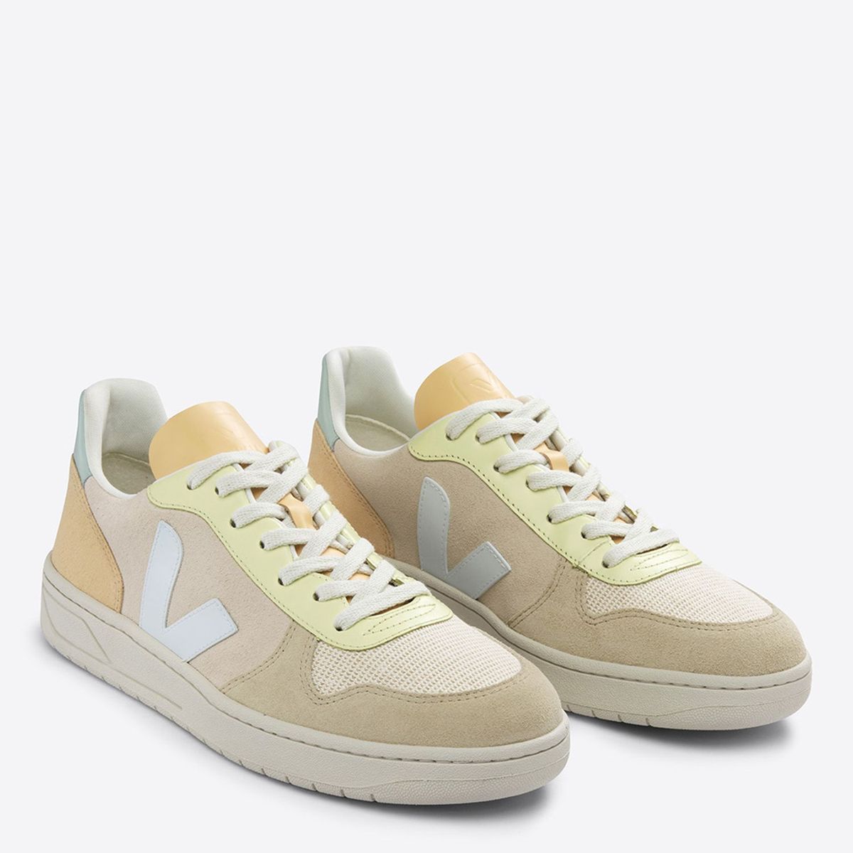 VEJA - Tenis moda Veja V-10 Mujer