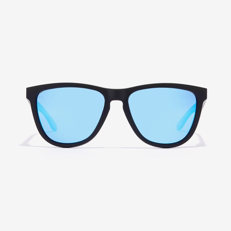 gafas-de-sol-hombre-y-mujer-hawkers-one-raw-black-clear-blue-hawkers