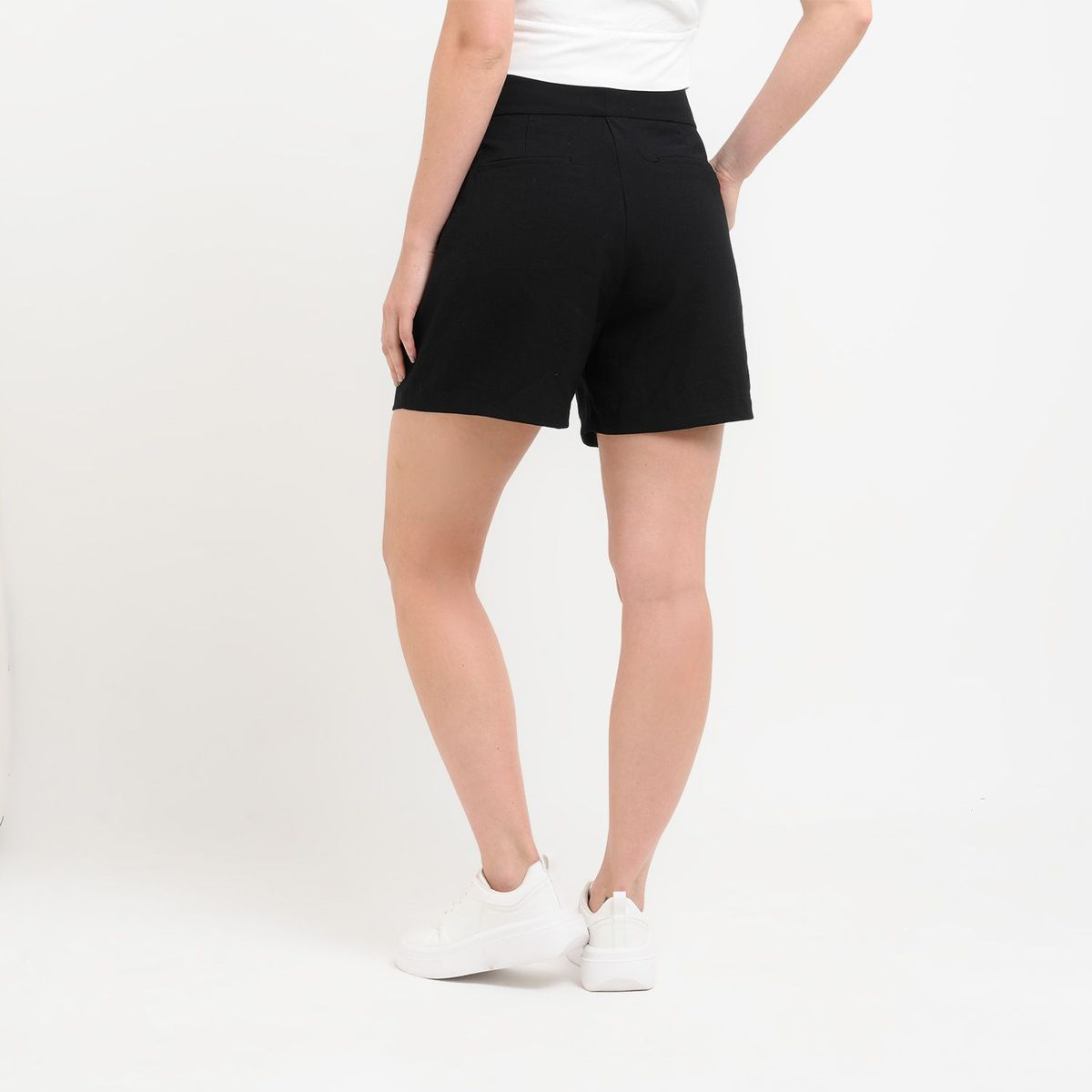 BASEMENT - Short para Mujer Tiro alto Basement