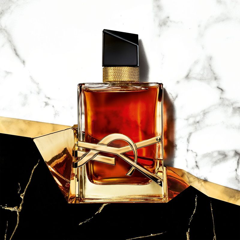 "Perfume Mujer Yves Saint Laurent Libre Le Parfum 90 ml EDP"