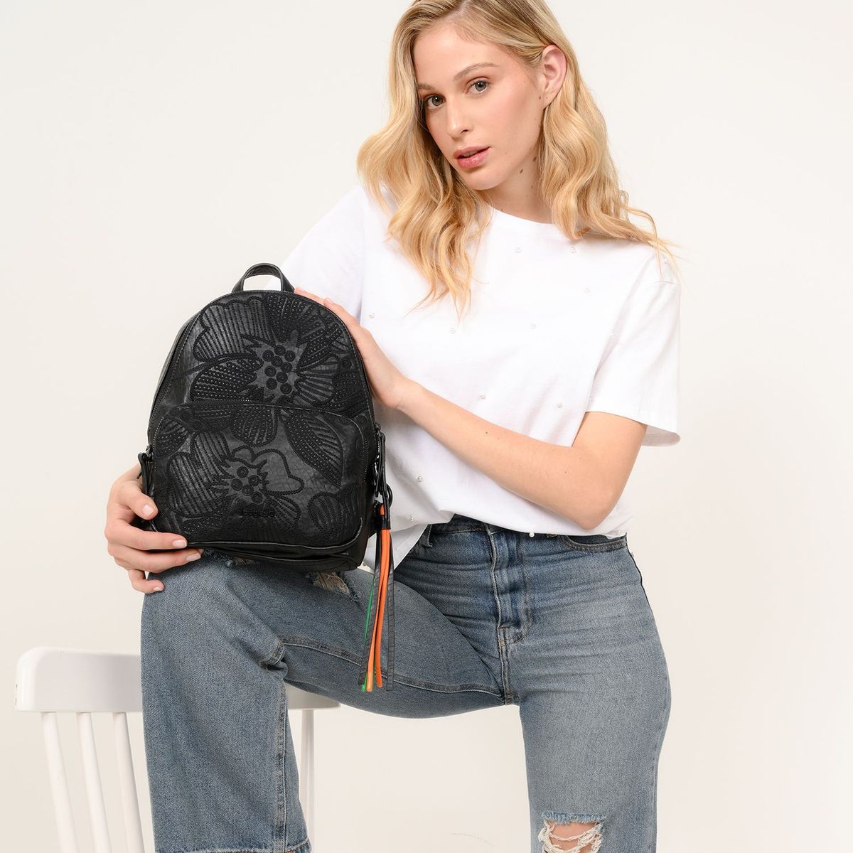 DESIGUAL - Morral Desigual para mujer Negra