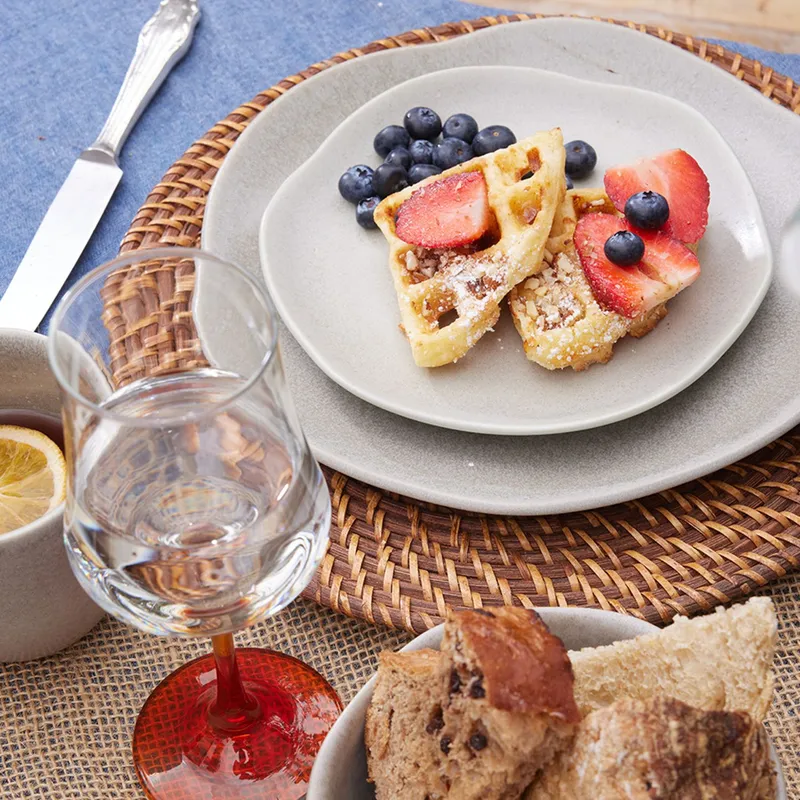 Vajilla Corona: Cerámica Concreto puestos 16 piezas CORONA