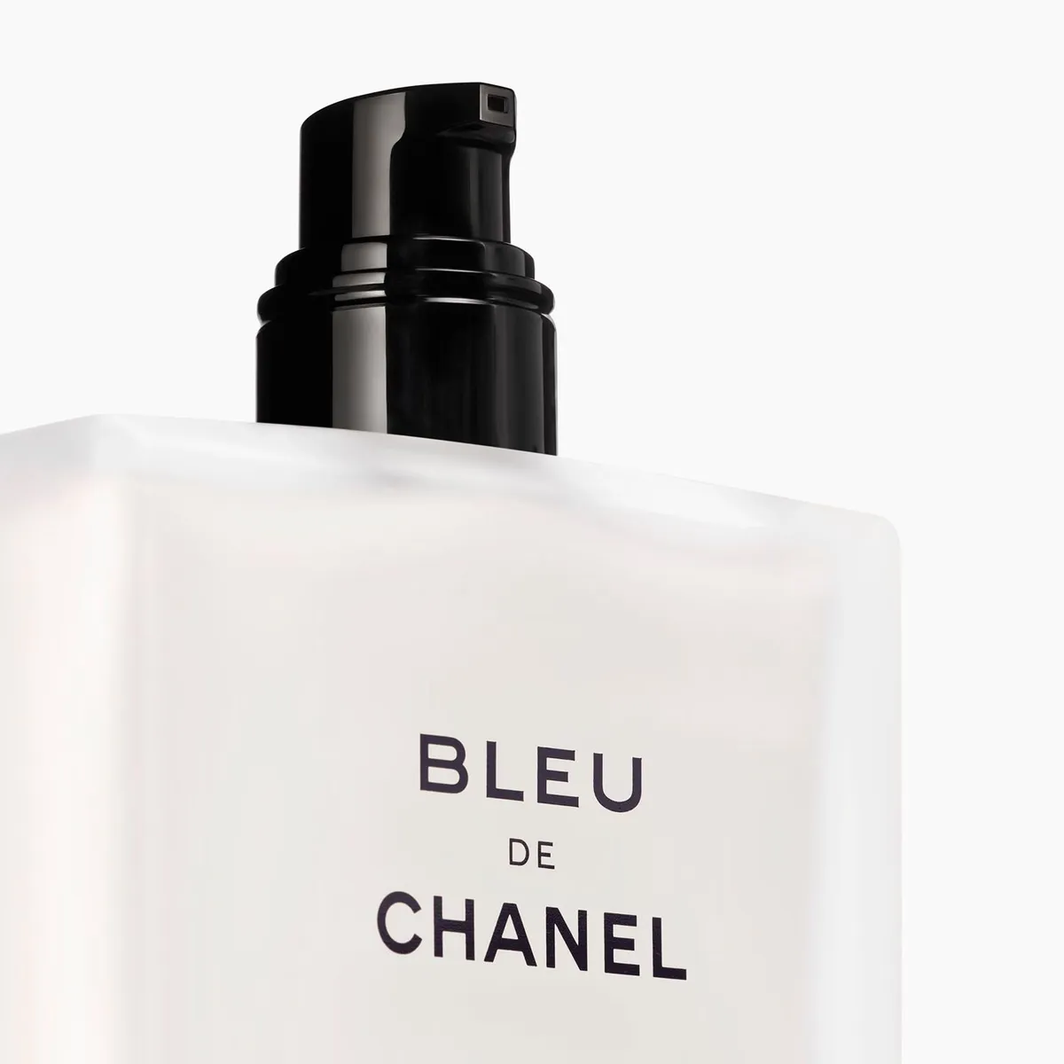 CHANEL - BLEU DE CHANEL Tratamiento Hidratante 3 en 1