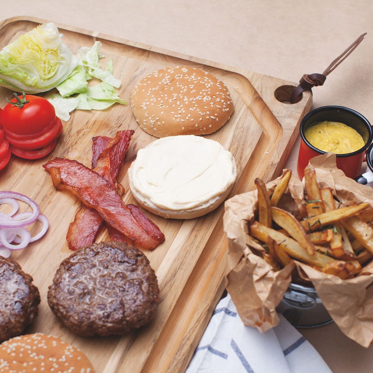 TRAMONTINA - Tabla de Madera  