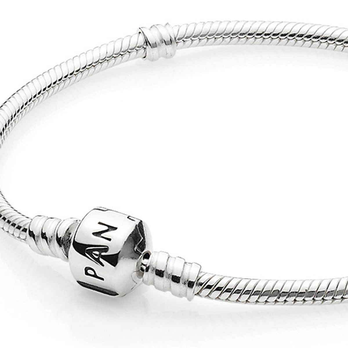 PANDORA - Brazalete Pandora Cierre de Barril Plata Esterlina