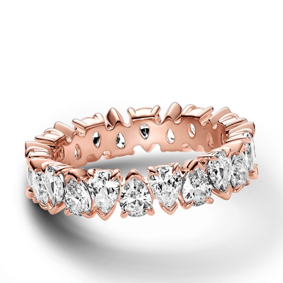 PANDORA - Anillo Pandora Brillos Alternos Recubrimiento en Oro Rosa