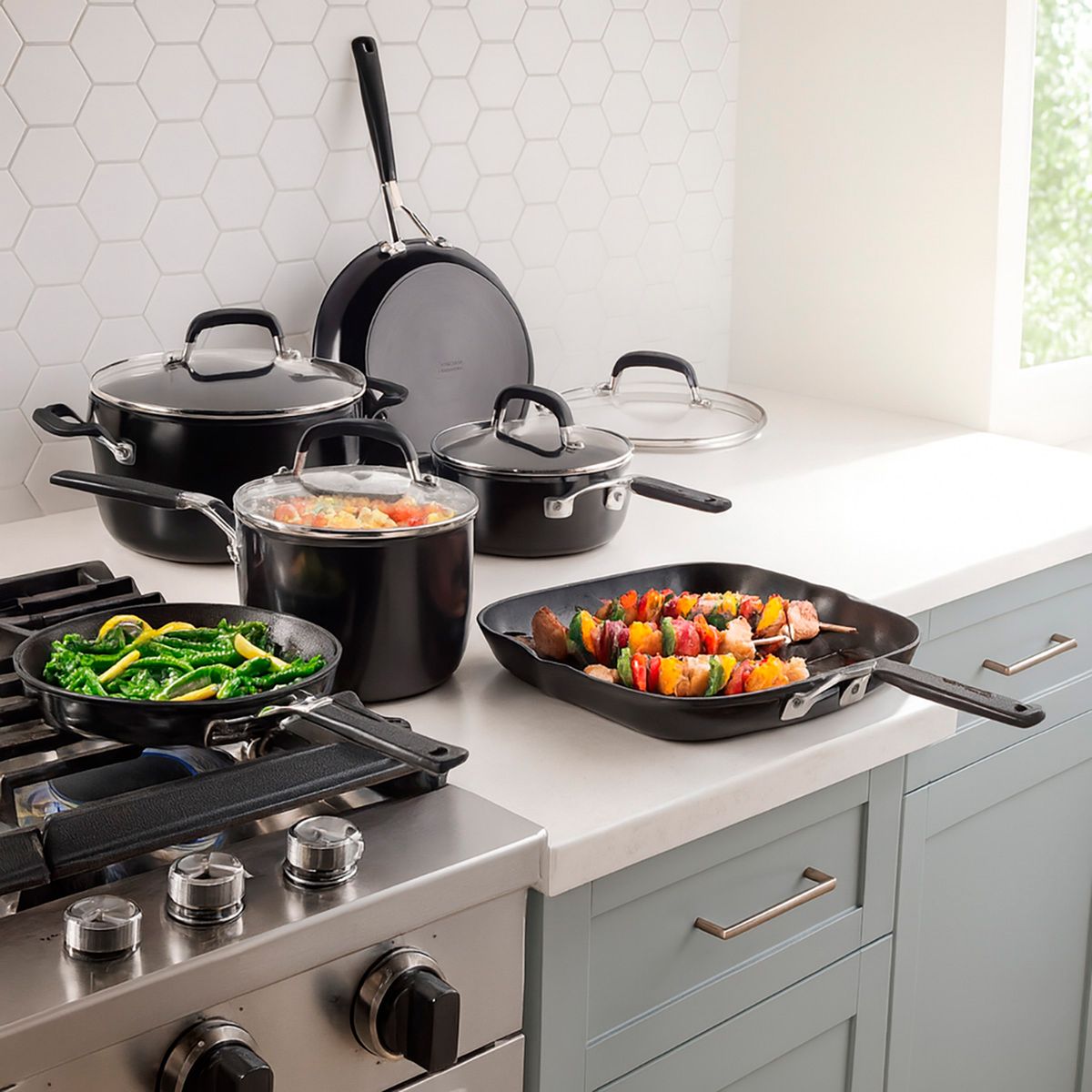 KITCHENAID - Juego de ollas Kitchenaid: Anodizado Duro Antiadherente. Bateria Antiadherente 10 piezas