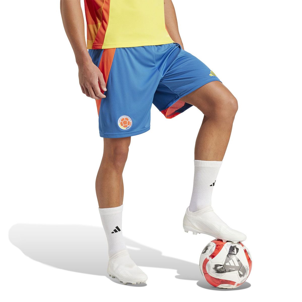 ADIDAS - Pantaloneta Local Selección Colombia 2024