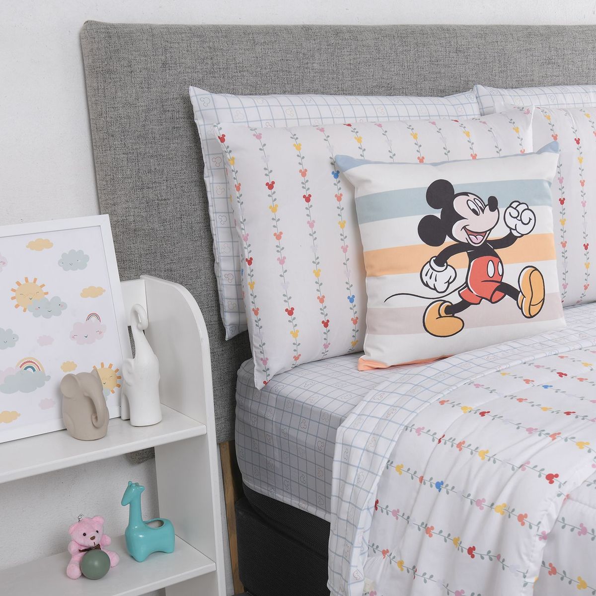 DISNEY - Cojín infantil LIFESTYLE MICKEY 45 x 45 cm