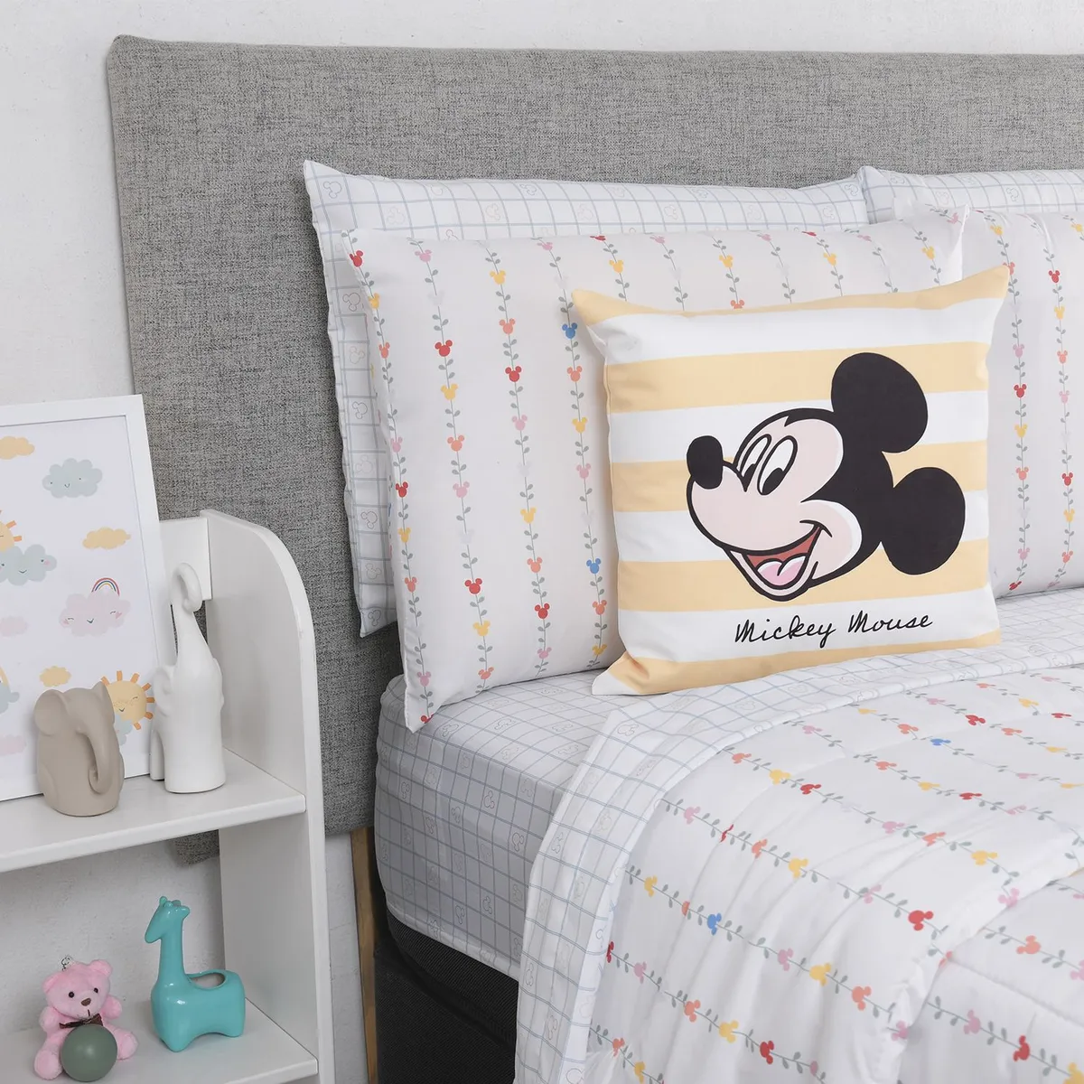 DISNEY - Cojín infantil M&F MICKEY 45 x 45 cm