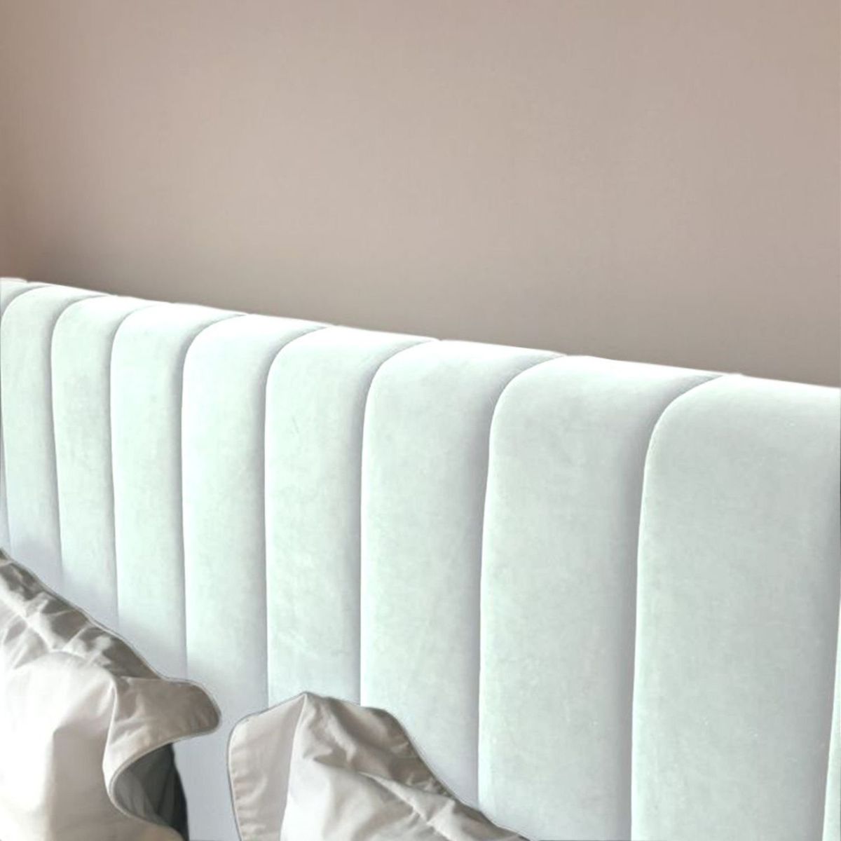 EKONOMODO - Base Cama Dividida Tamaño King en Pino 200 x 200 cm  + Cabecero Ekonomodo 