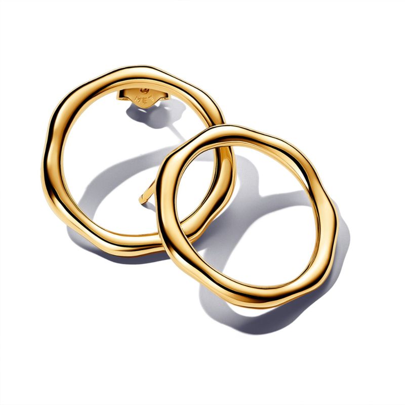 PANDORA - Aretes Pandora Botón Círculo Forma Orgánica Recubrimiento en Oro