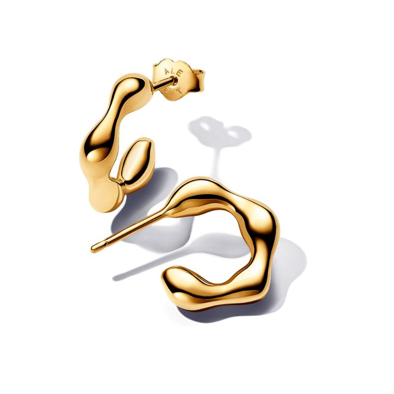 PANDORA - Aretes Pandora Aro Abierto Forma Orgánica Recubrimiento en Oro