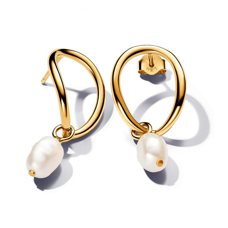 PANDORA - Aretes Pandora Círculo Forma Orgánica y Perla Cultivada de Agua Dulce Tratada Barroca Recubrimiento en Oro