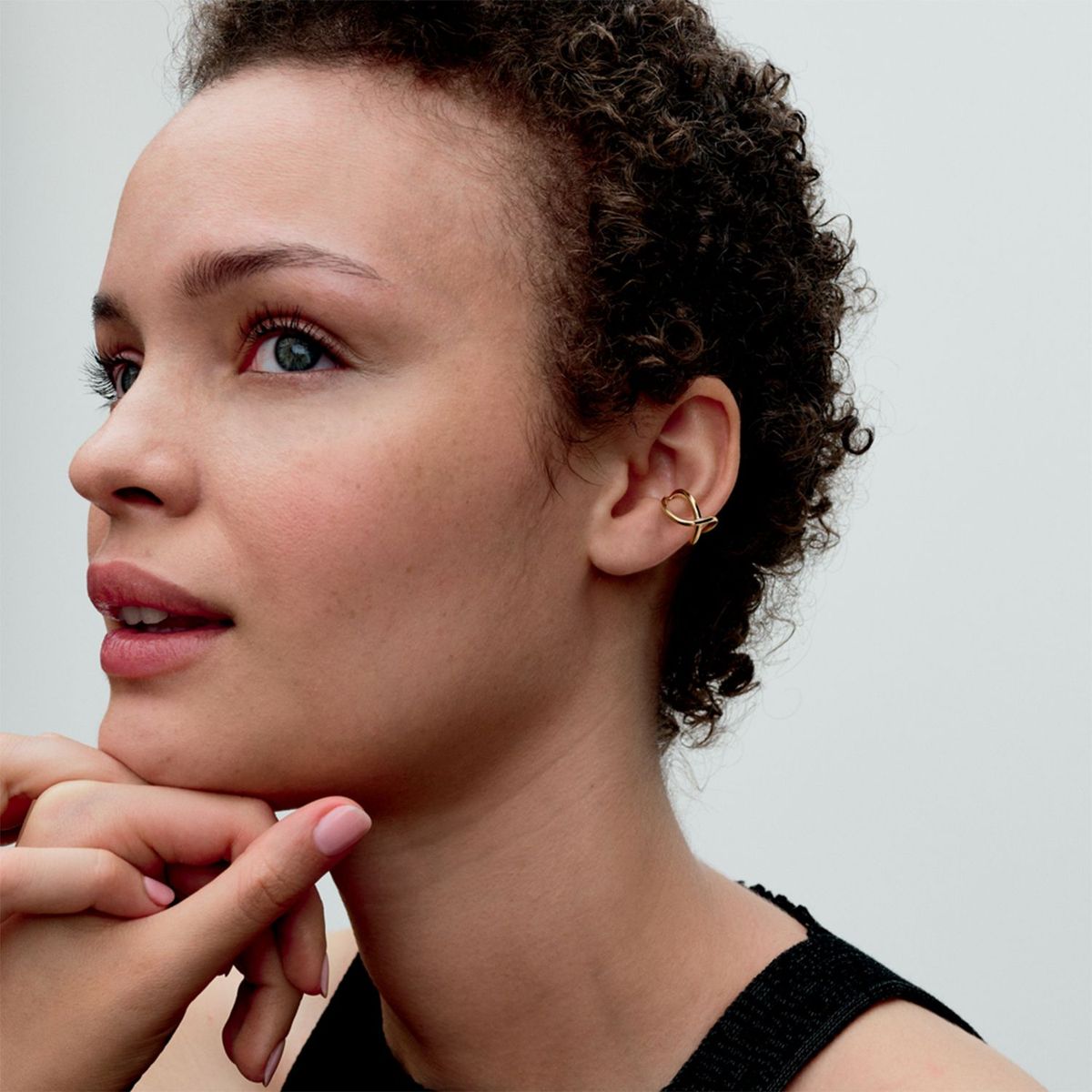 PANDORA - Ear Cuff Pandora Infinito Forma Orgánica Recubrimiento en Oro