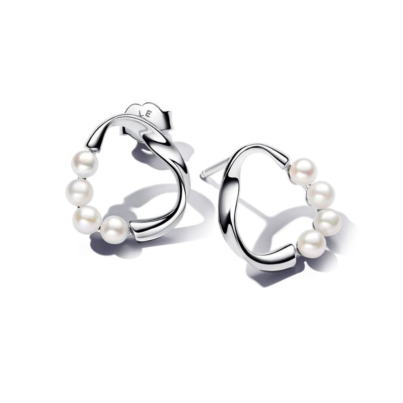 PANDORA - Aretes Pandora Botón Círculo Forma Orgánica y Perlas Cultivadas de Agua Dulce Plata Esterlina