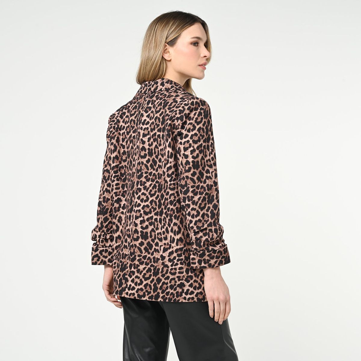 BASEMENT - Blazer Mujer Basement