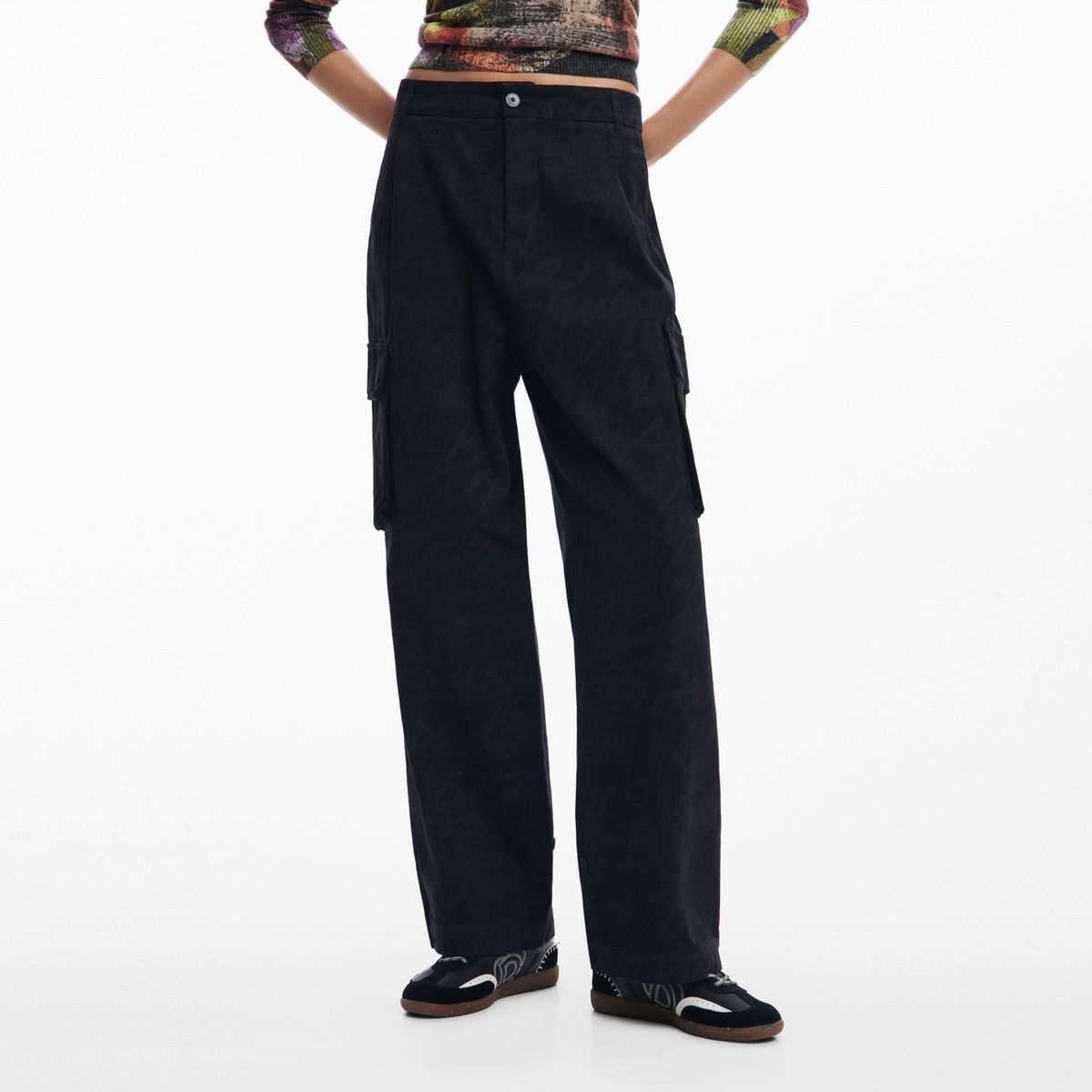 DESIGUAL - Pantalón Cargo Mujer Tiro medio con Estampado de Algodón Desigual