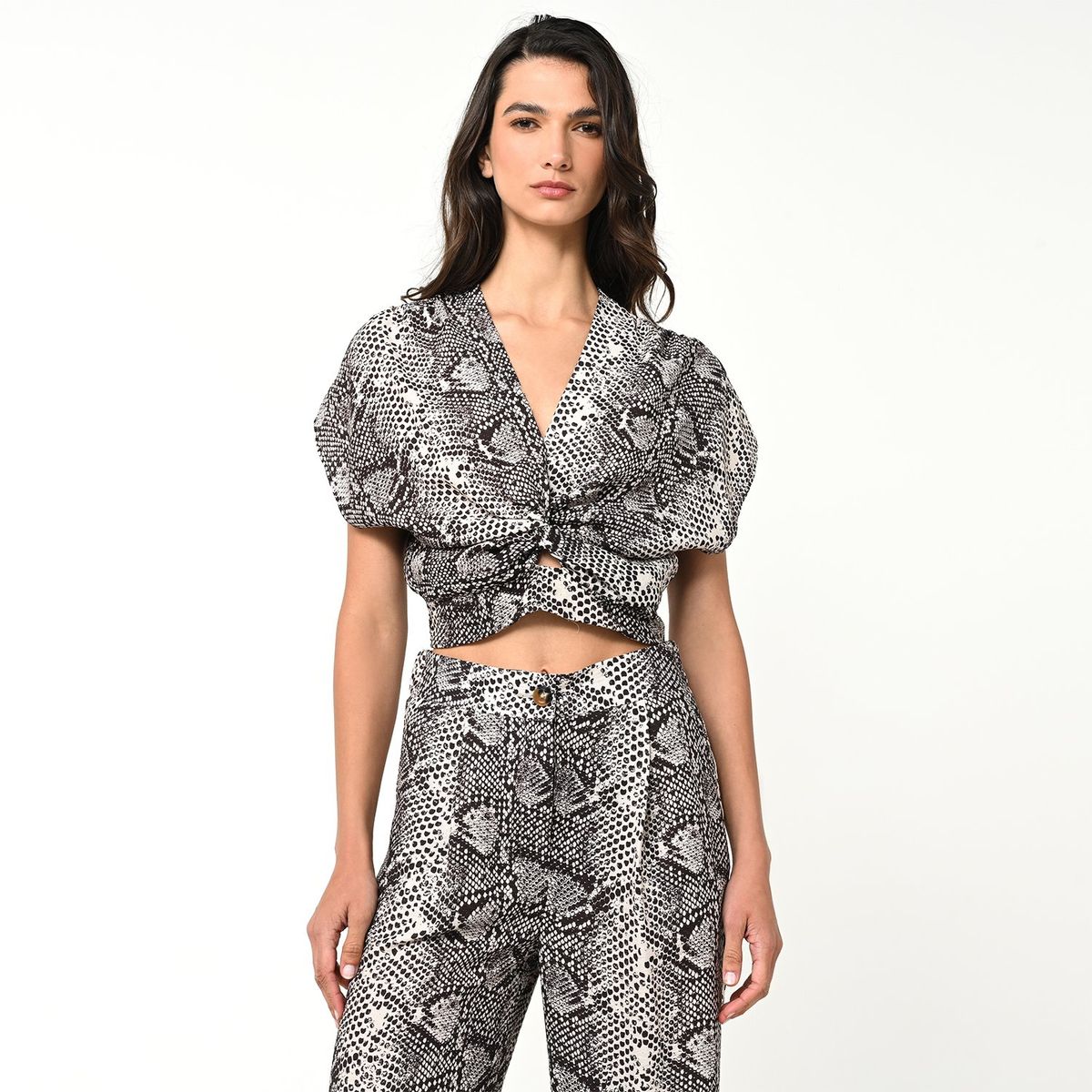 BASEMENT - Blusa Mujer Manga corta Basement