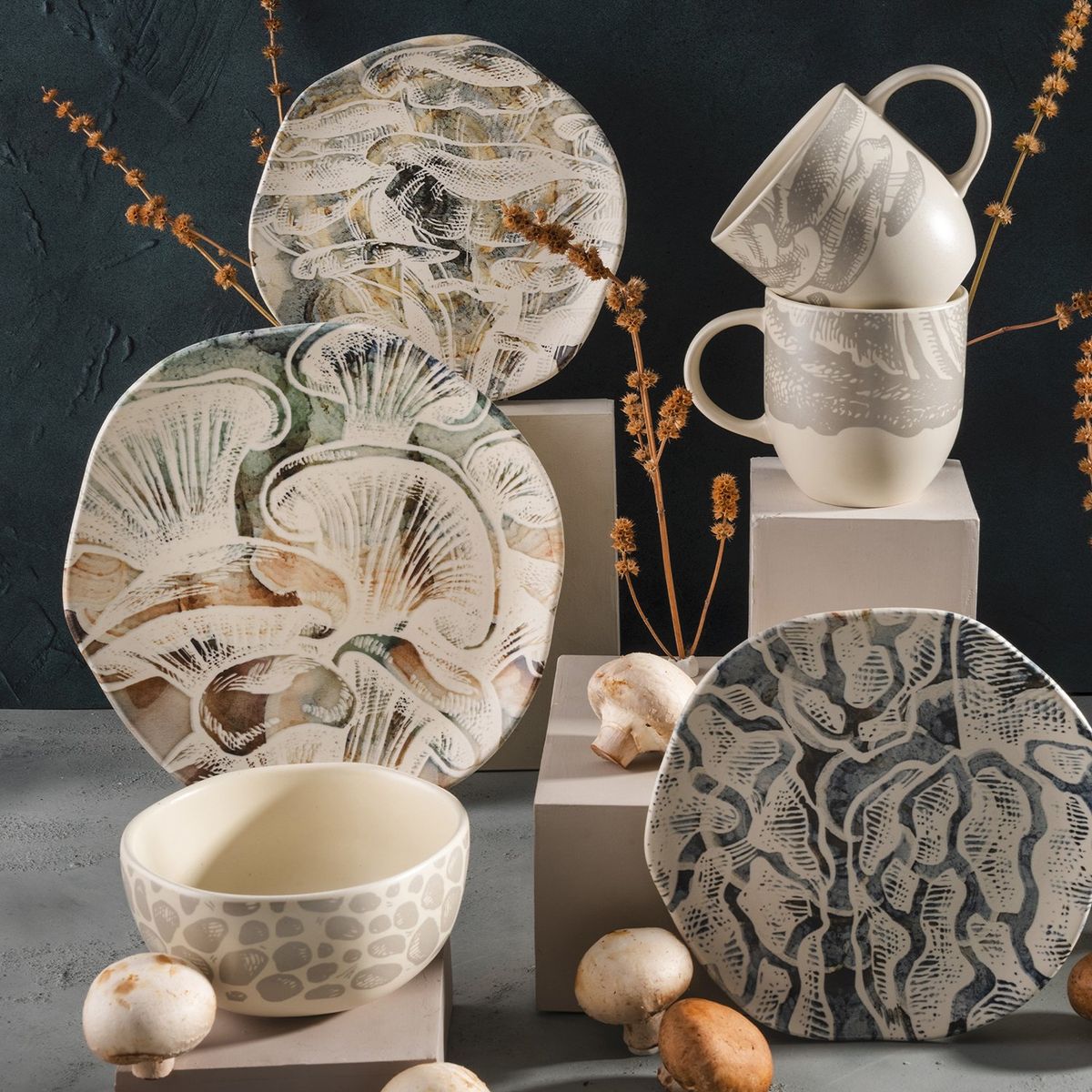 CORONA - Vajilla Corona: 4 puestos 16 piezas Ziba