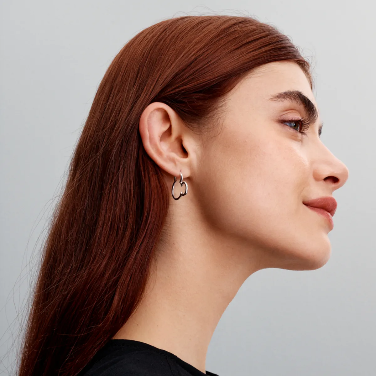 PANDORA - Aretes Pandora Aro Silueta de Mickey Mouse de Disney Plata Esterlina