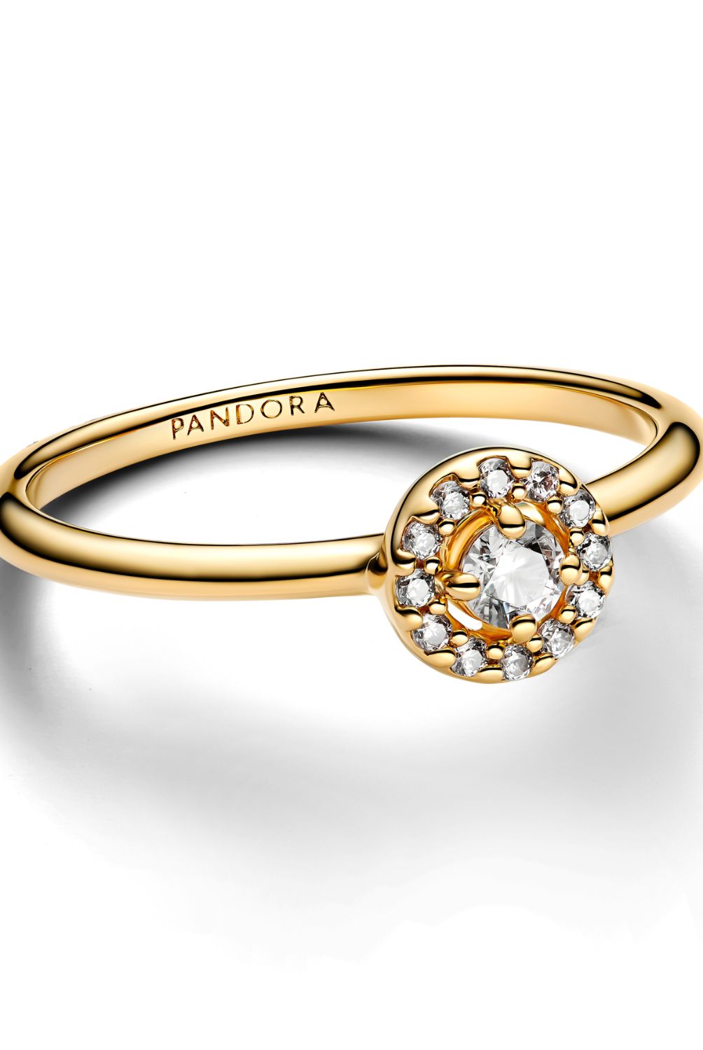 PANDORA - Anillo Pandora Halo Redondo en Pavé Recubrimiento en Oro 