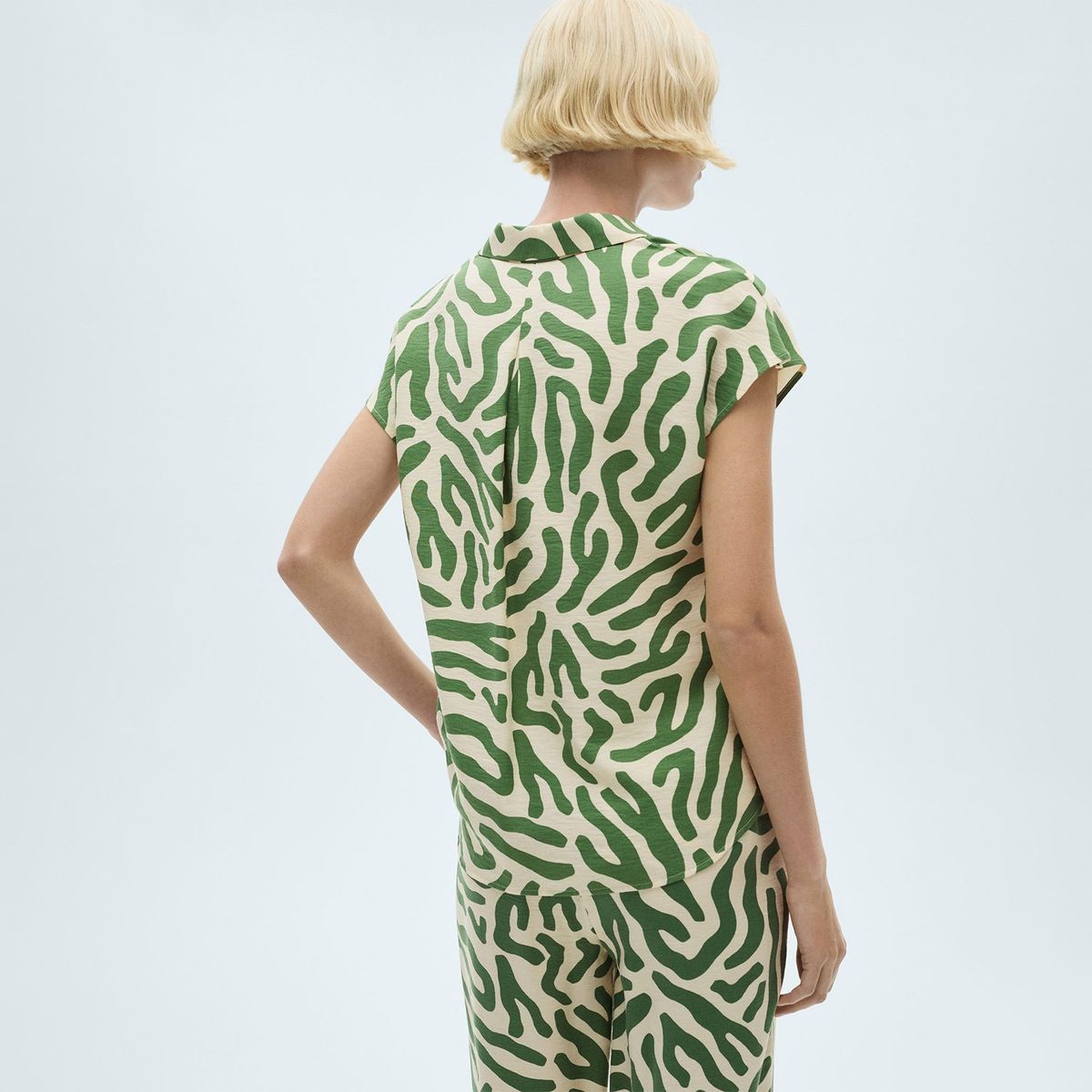 MANGO - Blusa Mujer con Estampado Manga corta MANGO