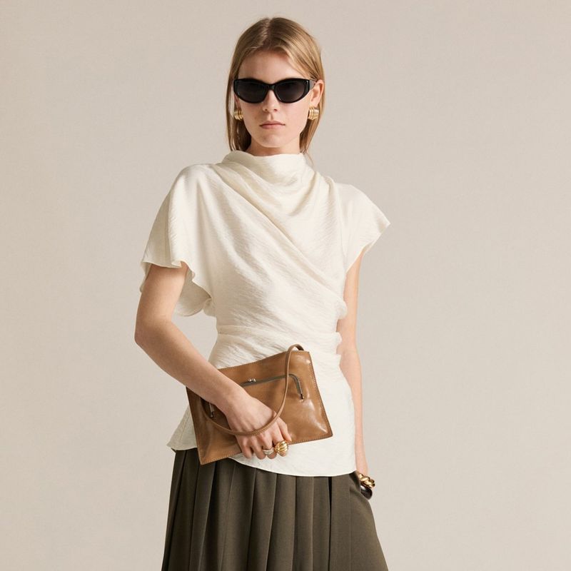 MANGO - Blusa Mujer Manga corta globo Mango