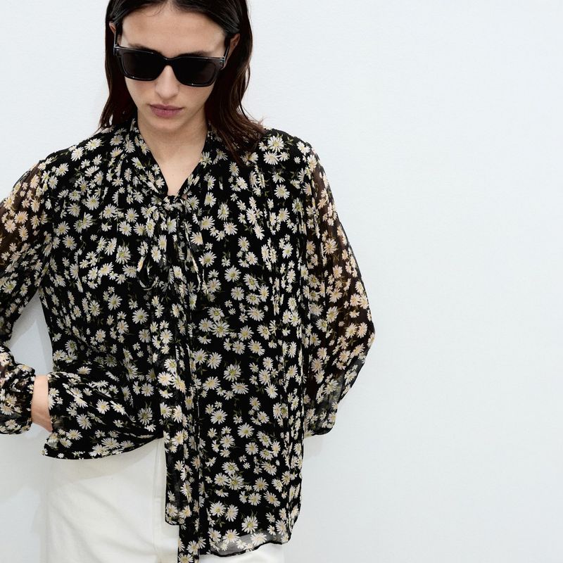 MANGO - Blusa Mujer de Flores Manga larga globo  MANGO