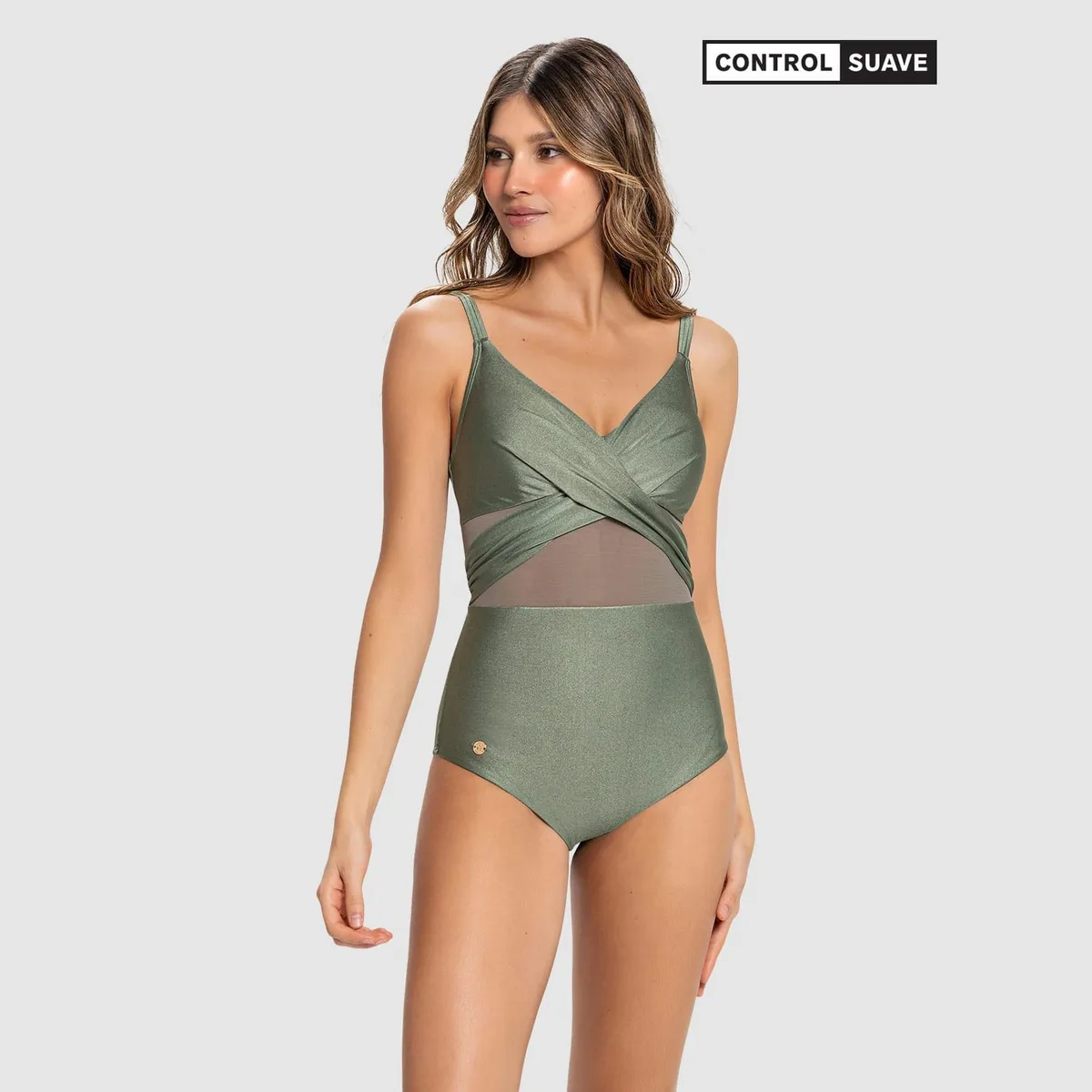 LEONISA - Vestido de baño enterizo con escote cruzado y tela con brillo