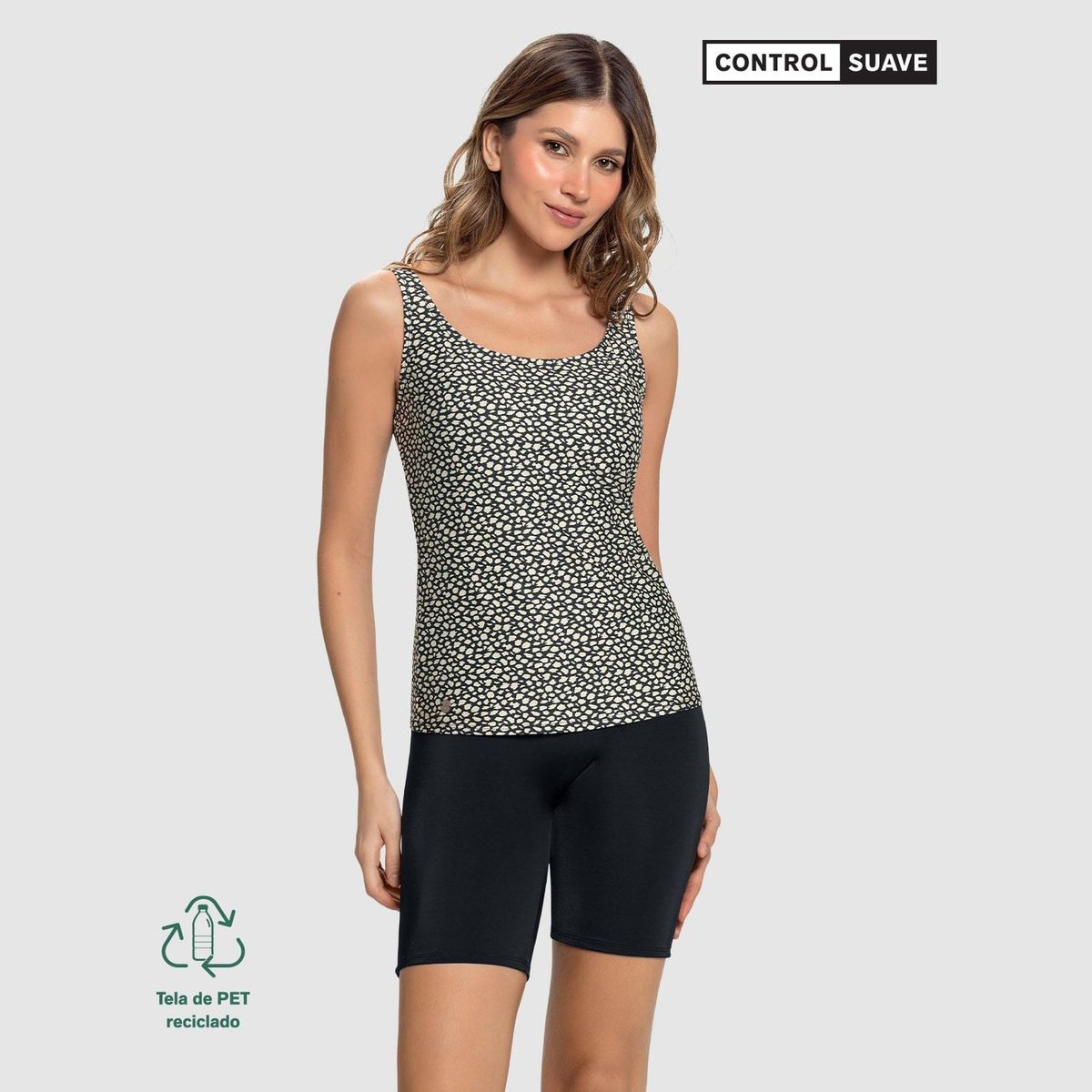 LEONISA - Vestido de baño de 2 piezas con camiseta y short de buen cubrimiento Tankini