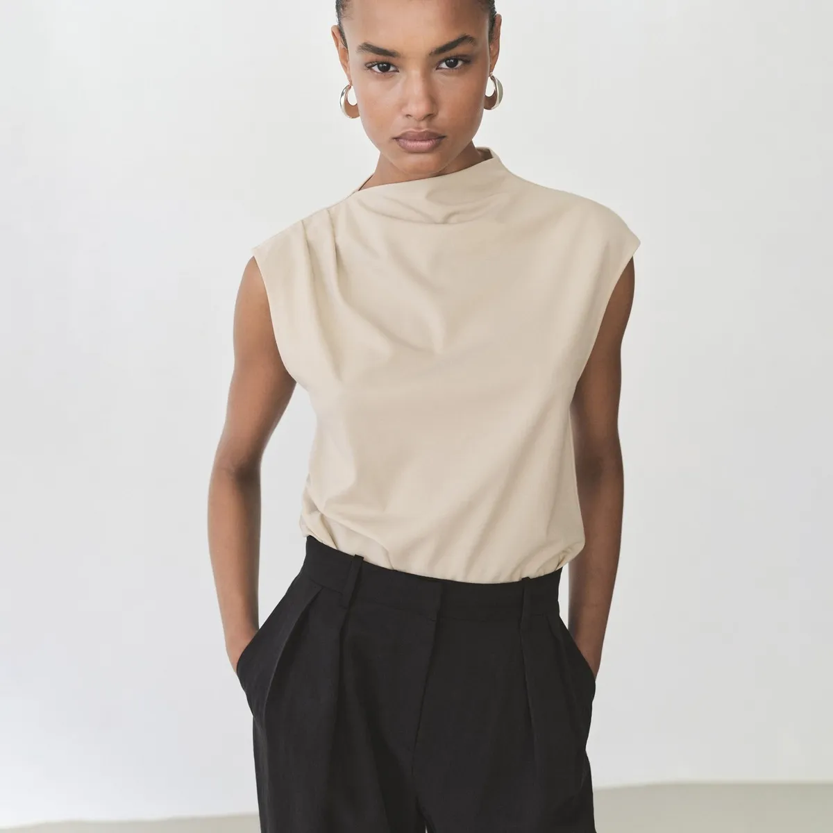 MANGO - Camiseta Mujer Sin mangas  MANGO