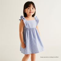 Vestidos y faldas hasta 40%