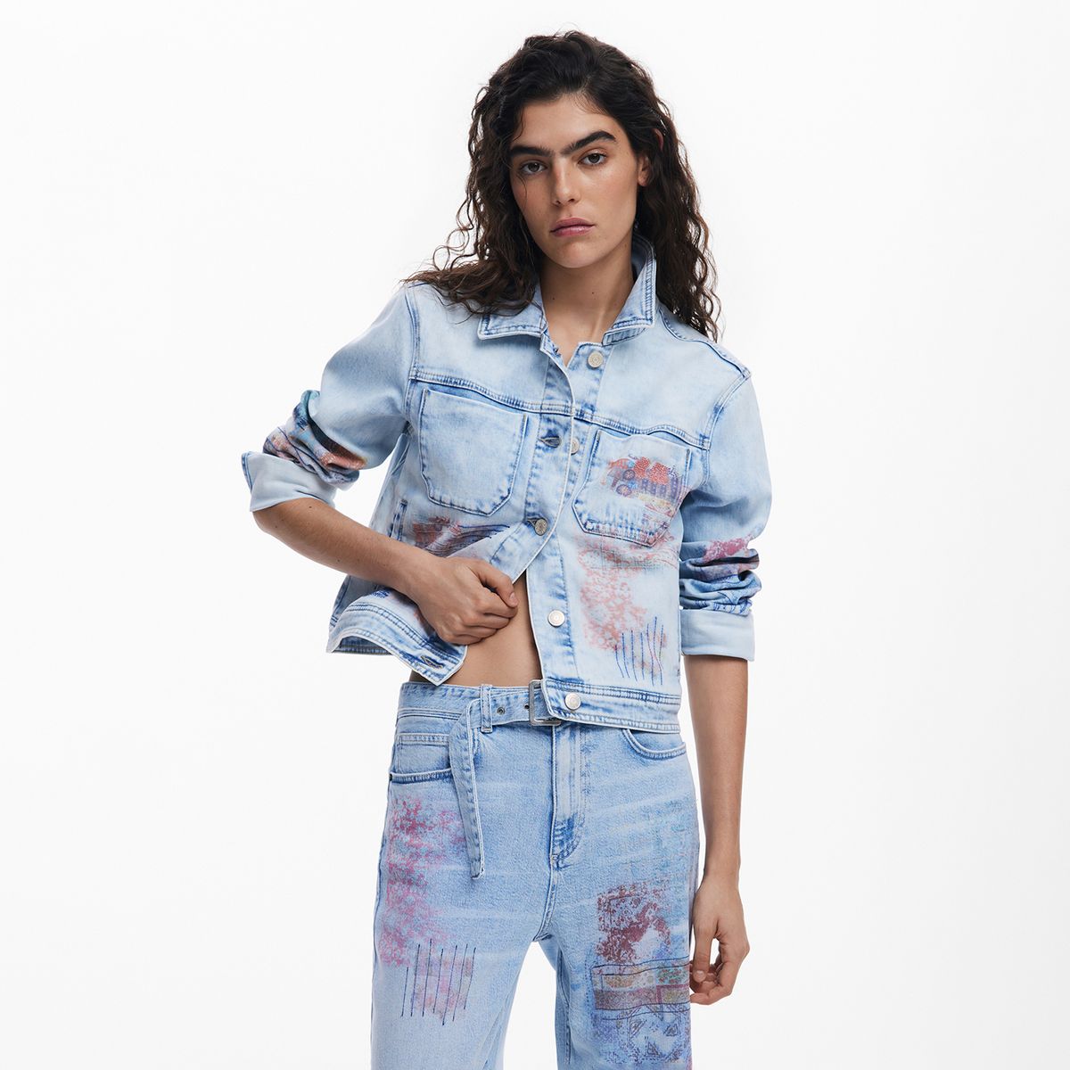 DESIGUAL - Jean Recto Mujer Tiro medio con Estampado Desigual