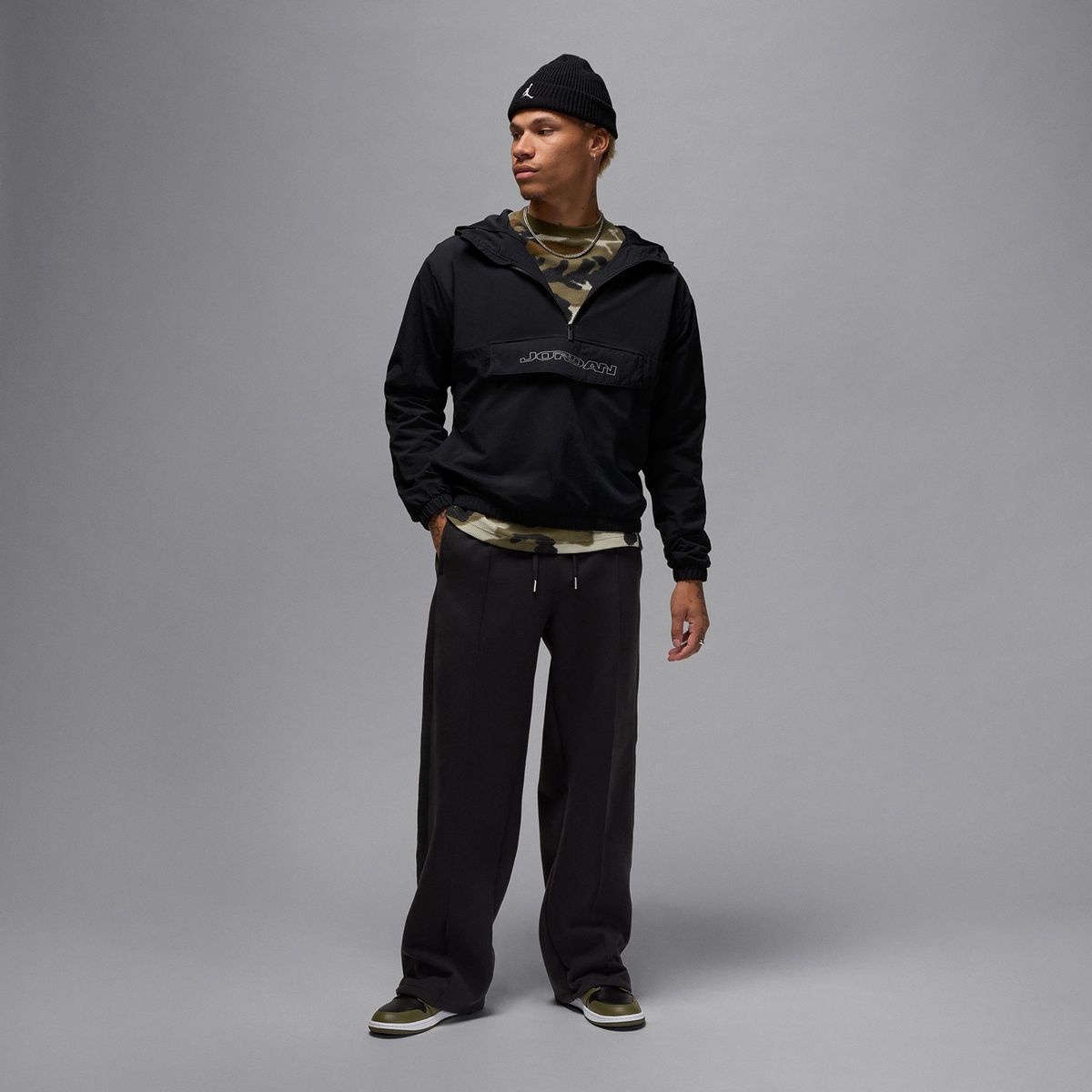 NIKE - Tenis Nike Moda Air Jordan 1 Mid Hombre 