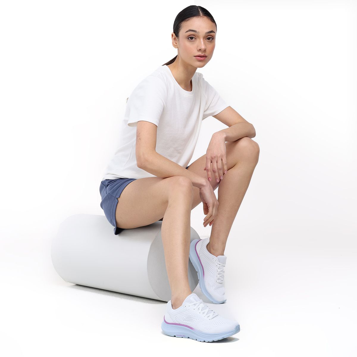 SKECHERS - Tenis Skechers Moda Go Run Consistent 2.0 Mile Marker Mujer 