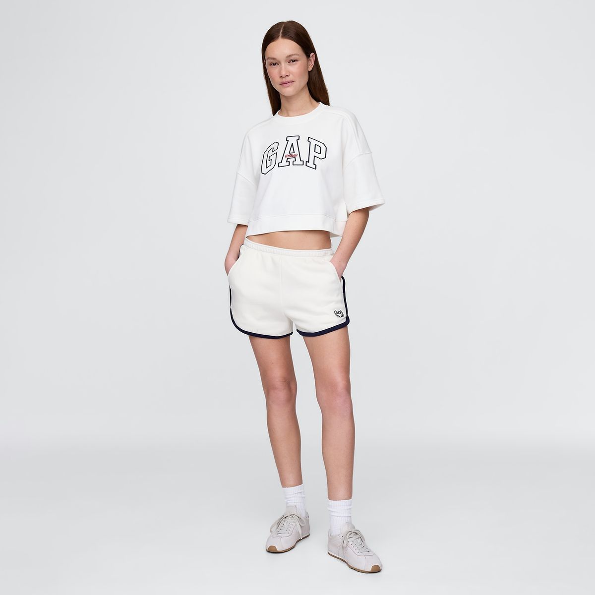 GAP - Short Mujer Tiro alto Gap 