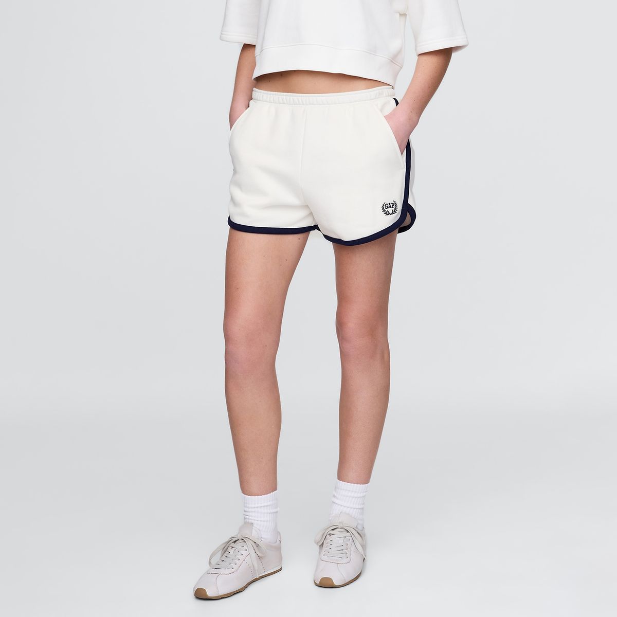 GAP - Short Mujer Tiro alto Gap 