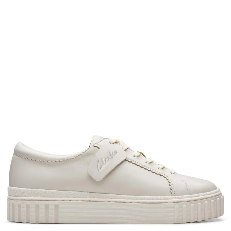 CLARKS - Tenis Clarks Moda Mayhill Walk Mujer Blancos