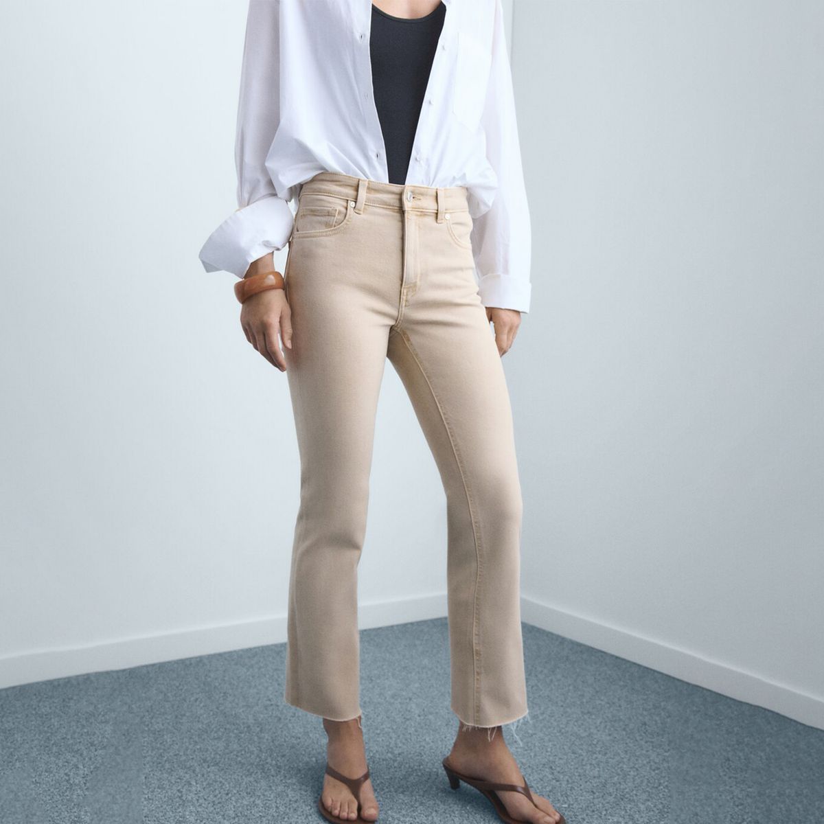 MANGO - Jean Flare Mujer Tiro medio de Algodón MANGO