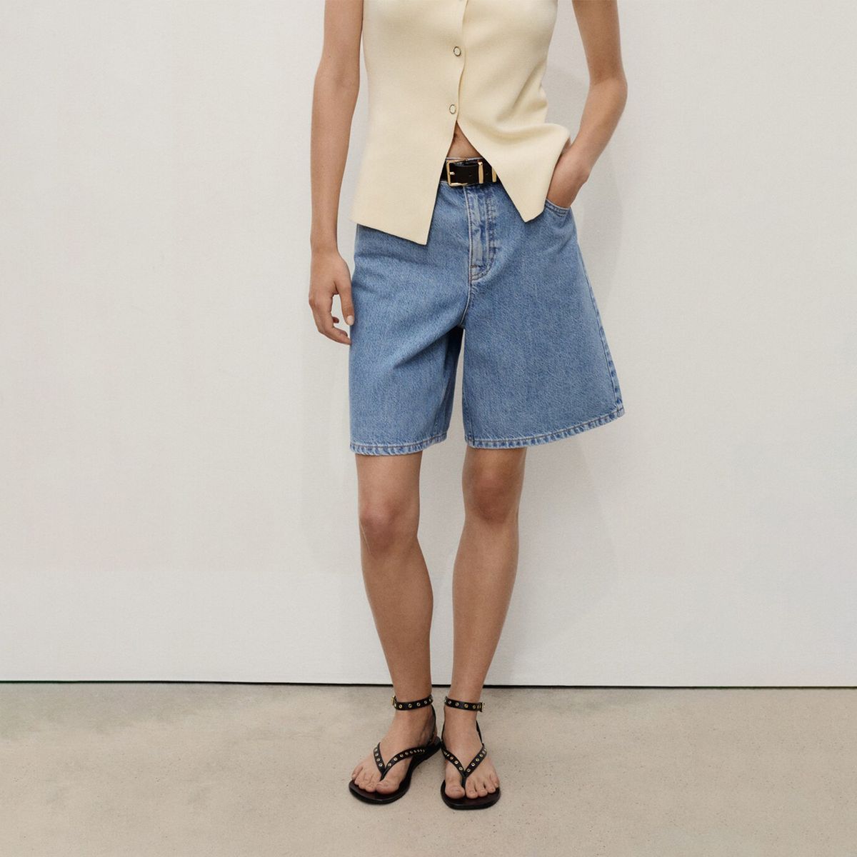 MANGO - Bermuda Mujer Tiro alto de Algodón MANGO 