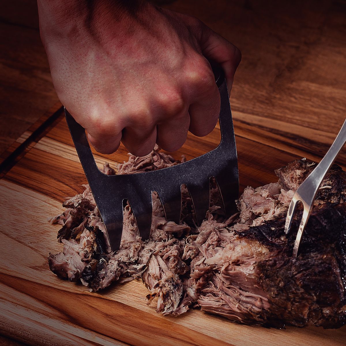 TRAMONTINA - Garra Multiuso Tramontina Churrasco Negra con Hoja de Acero Inoxidable Oscurecido y Mango de Madera.