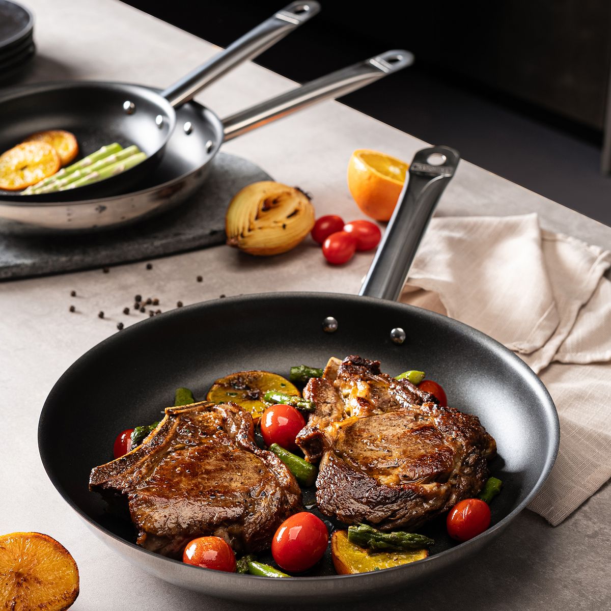 TRAMONTINA - Sartén Tramontina Profesional acero inoxidable con fondo triple y revestimiento antiadherente, 20 cm y 1,1 L