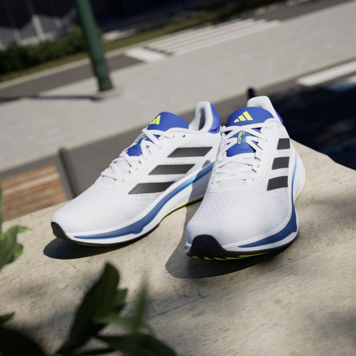 ADIDAS - Tenis Adidas Hombre Running Response Super 