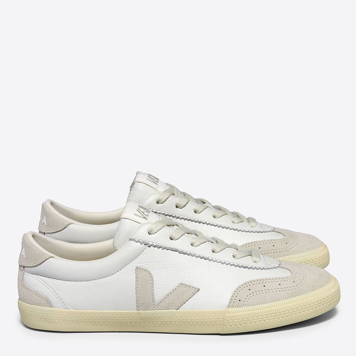 VEJA - Tenis Veja Moda Volley Hombre Blancos