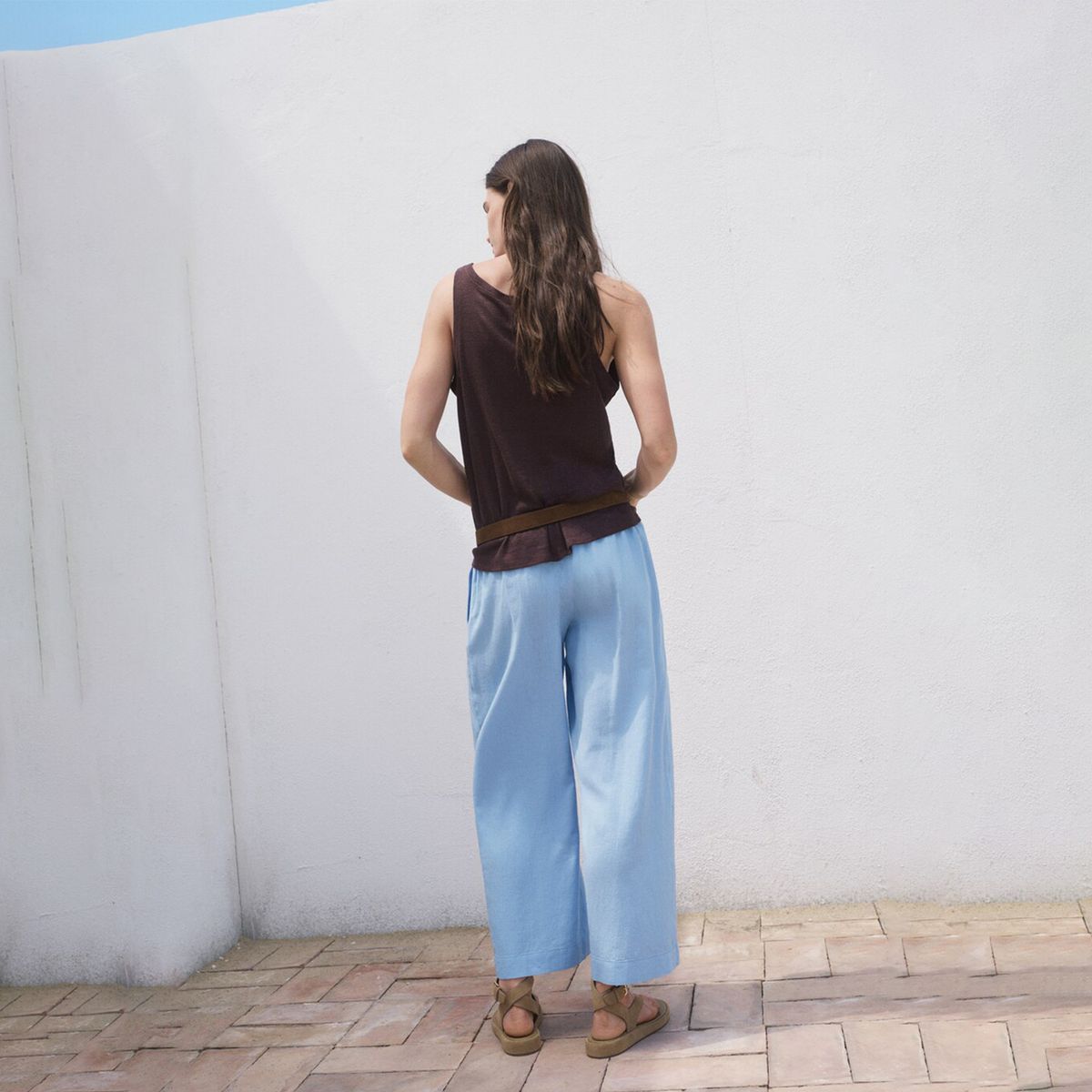 MANGO - Pantalón Crop Mujer Tiro medio Mango