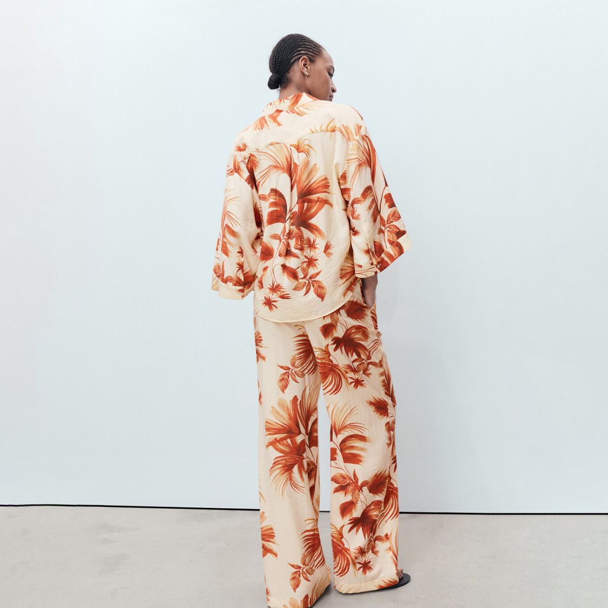 MANGO - Pantalón Recto Mujer Tiro medio con Estampado Mango