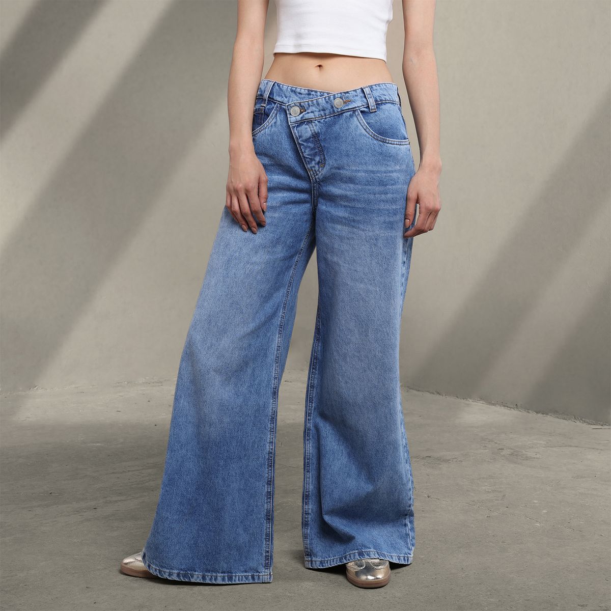 SYBILLA - Jean Super Wide leg Mujer Tiro bajo Pretina cruzada Sybilla 